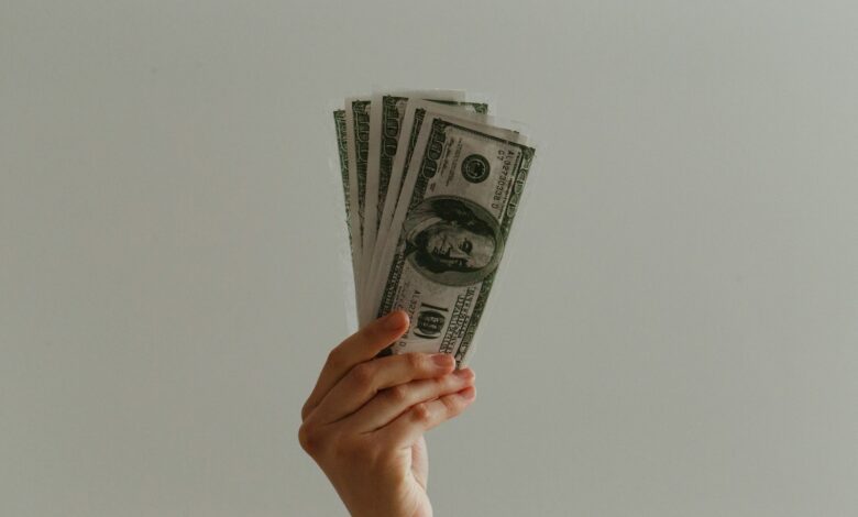 100 us dollar banknote